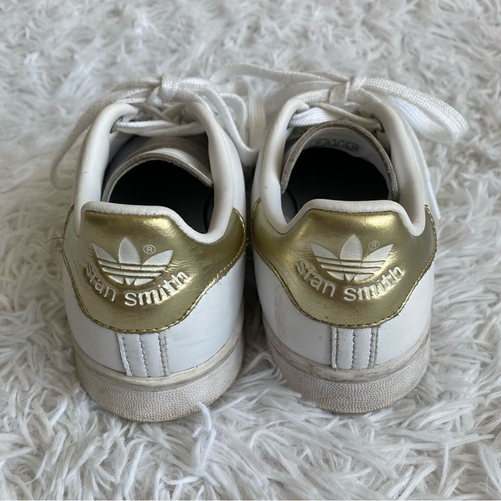 Adidas Stan Smith White Leather Sneakers with Gold Trim Size 7 - Picture 4 of 9